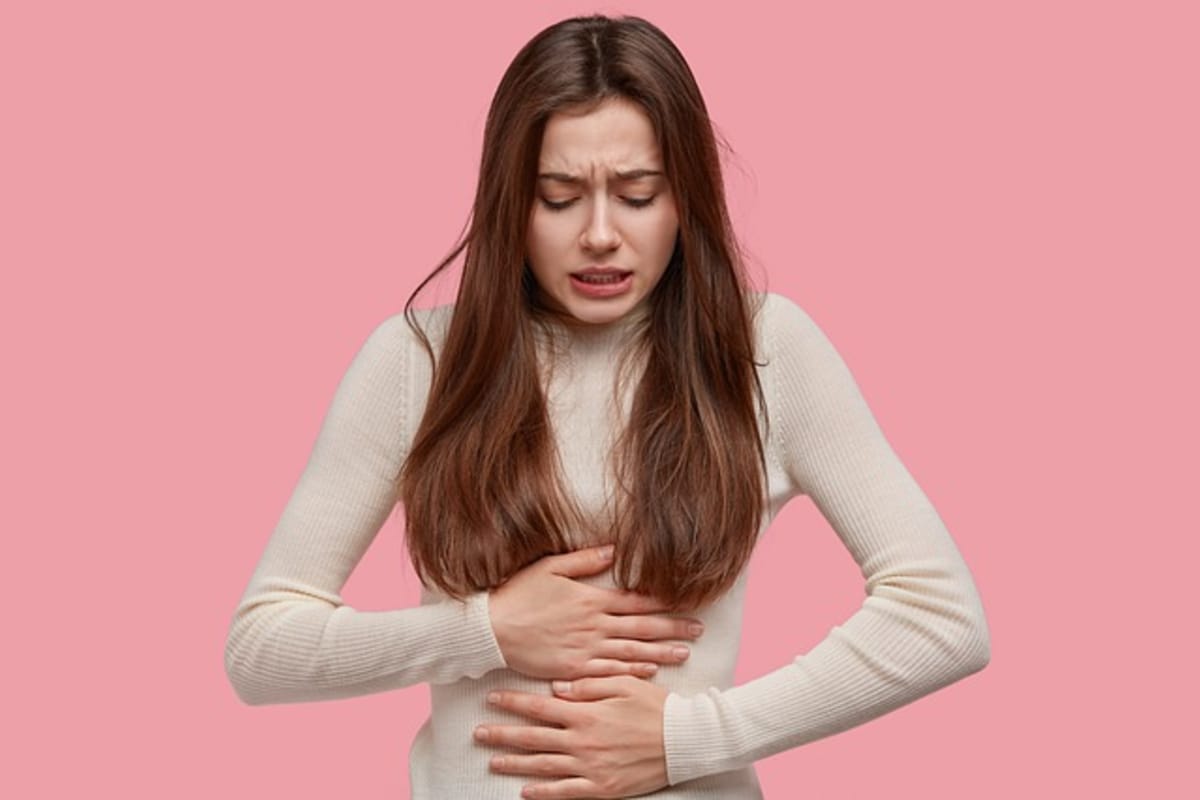 ¿Puedo estar embarazada y menstruar el primer mes?
