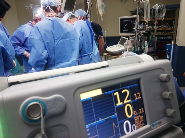 Posición litotomía: ¿Qué es y para qué se suele utilizar?