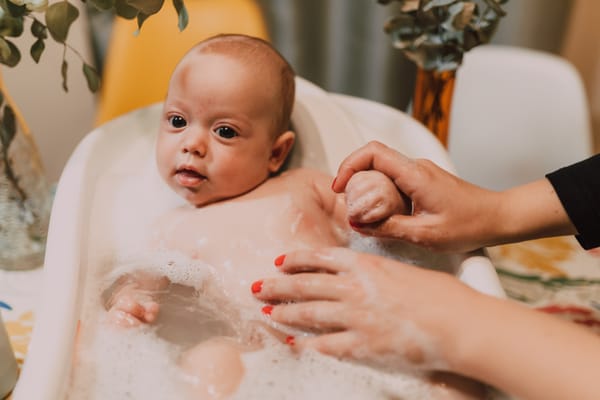 Cómo bañar al bebé: Paso a Paso
