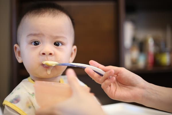 Cómo hacer papilla de cereales con leche de fórmula